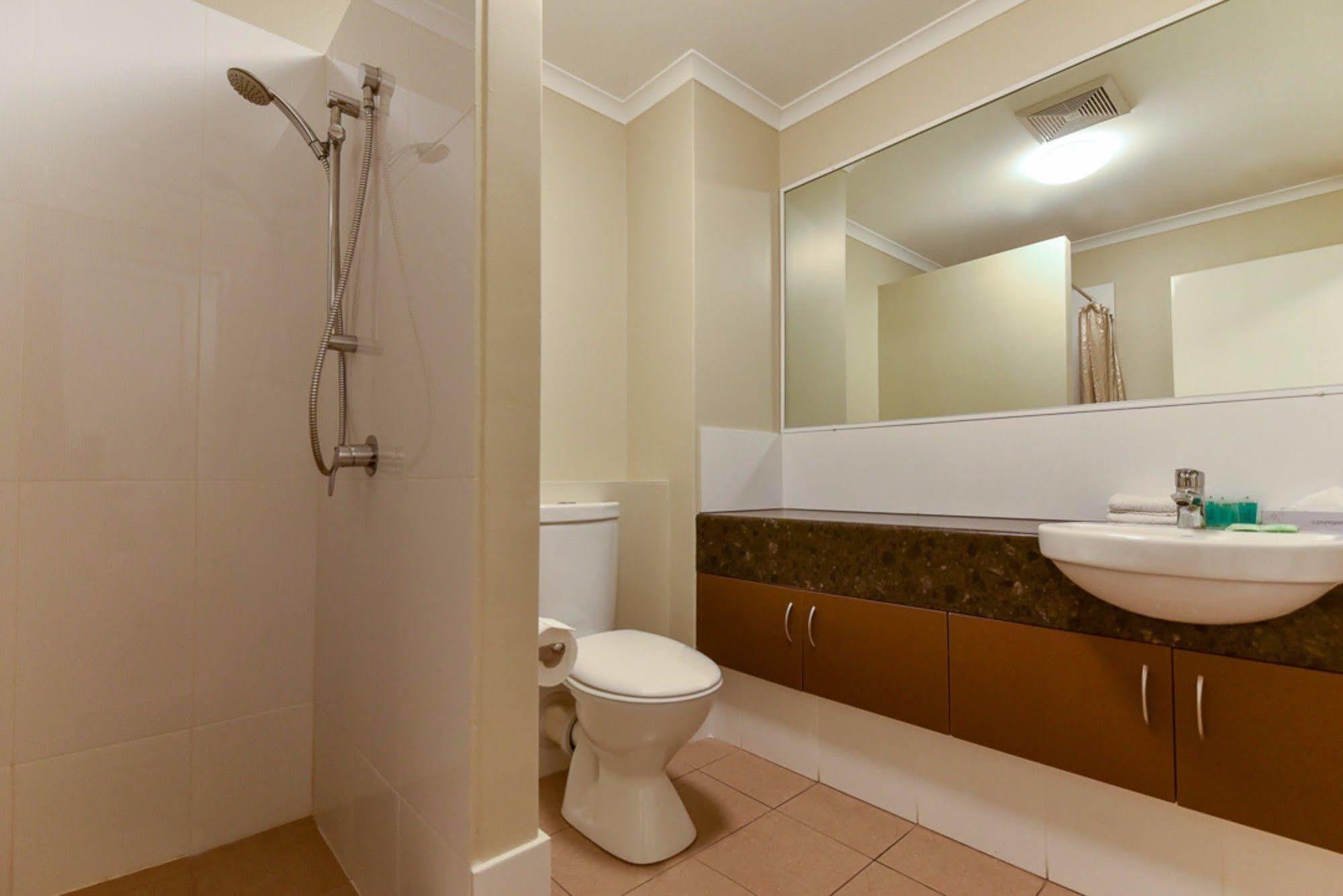 Sanno Marracoonda Perth Airport Hotel Bagian luar foto